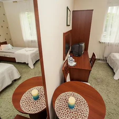 Guest house Parada Pensjon 2*