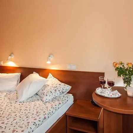 Parada Pensjon Casa de hóspedes 2*