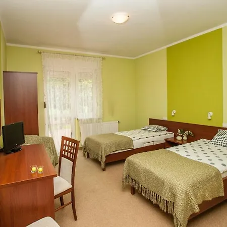 Parada Pensjon Guest house 2*